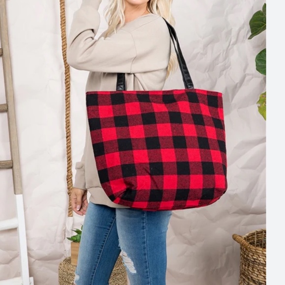 Plaid Bag Red & Black Checkered Tote Bag NWT
L: 14.5" W:22" Handle H:6" W 8” - Picture 9 of 9